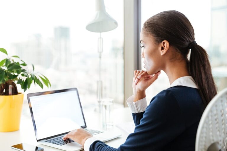 Pourquoi les clients ne lisent-ils pas les profils d'escorte ?